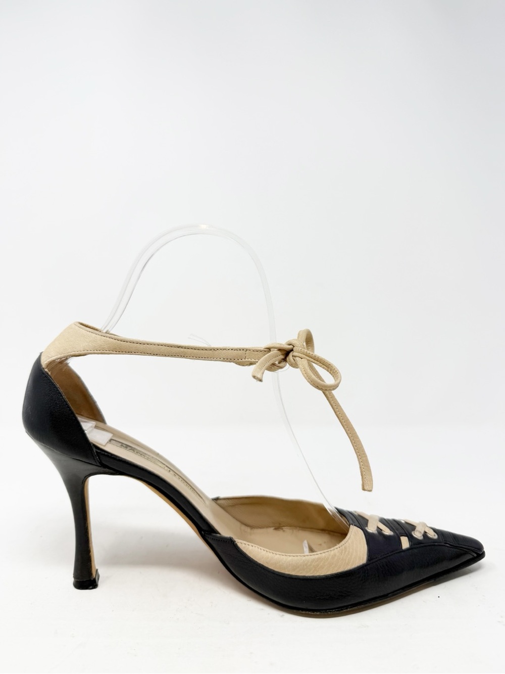 Manolo Blahnik Vintage Lace Up Pointed Toe Heels Womens Size EU 36.5 - Picture 5 of 12